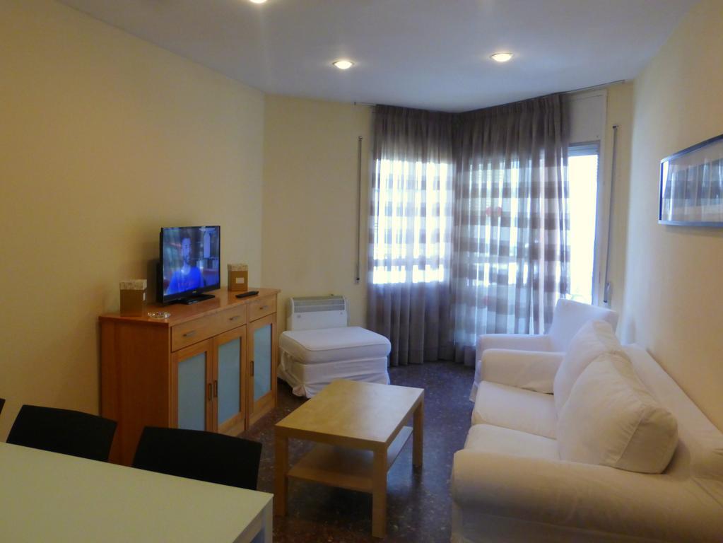 Rentalmar Atlantida Apartamentos Салоу Стая снимка